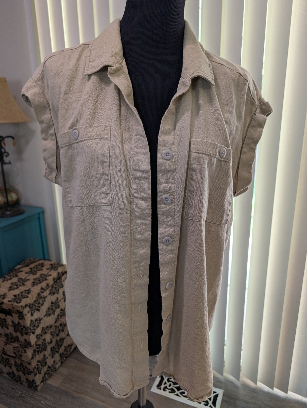 Isabel by Ingrid + Isabel Khaki Linen Button Down